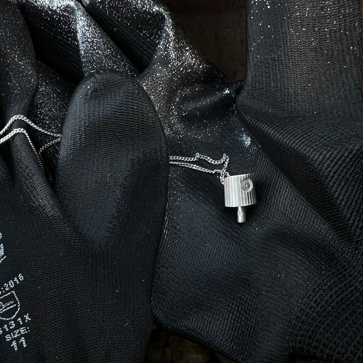 Trackside Shines Essentials NYC Fatcap Silver Necklace - image 2