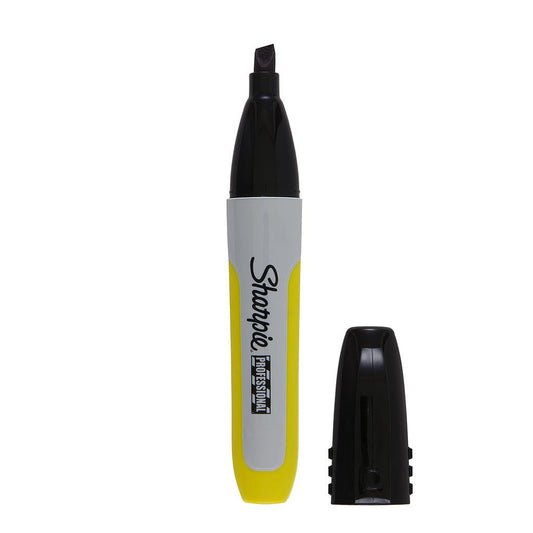 Sharpie Professional Permanent Marker Chisel Tip - image 1