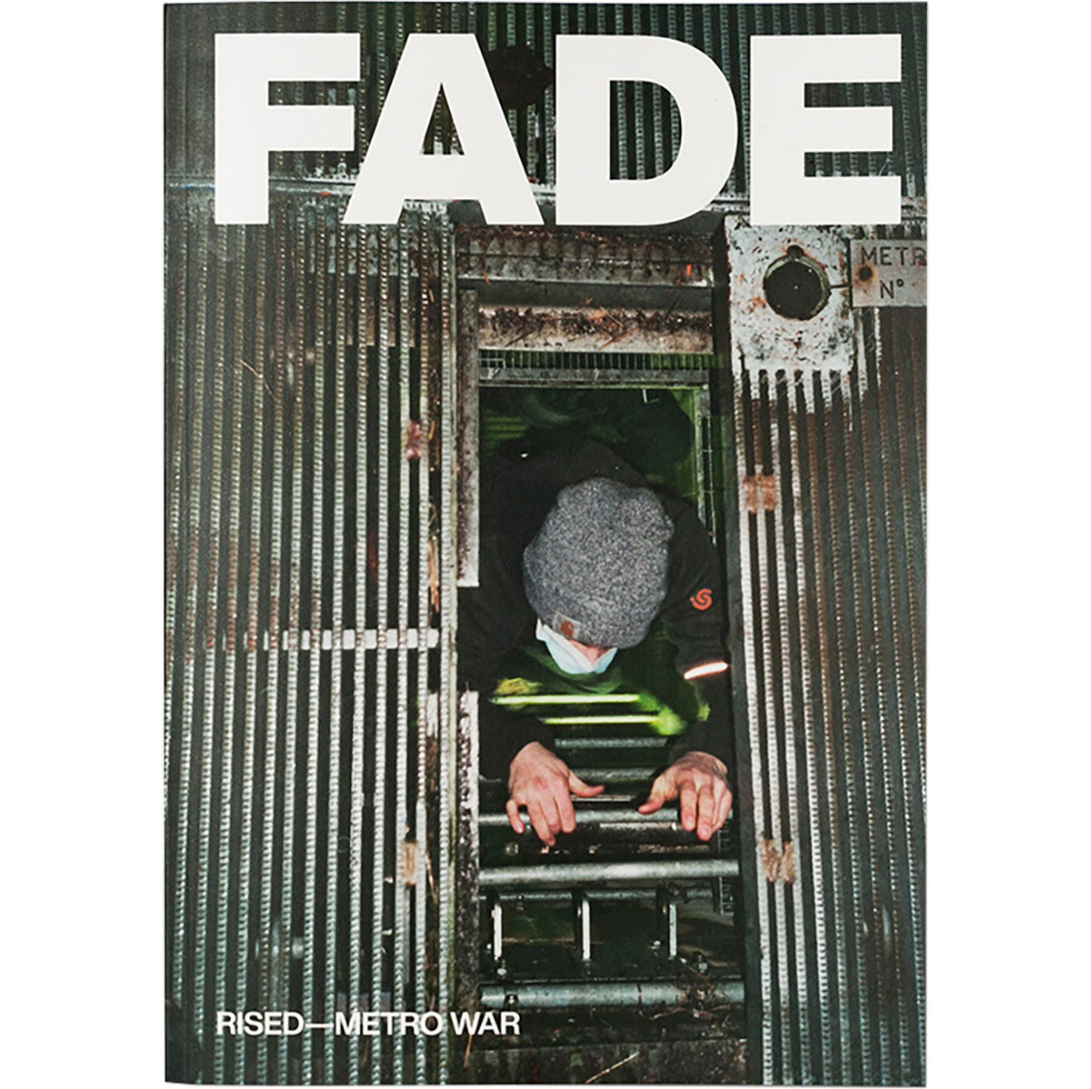Fade Magazine 01 Rised - Metro War - image 1