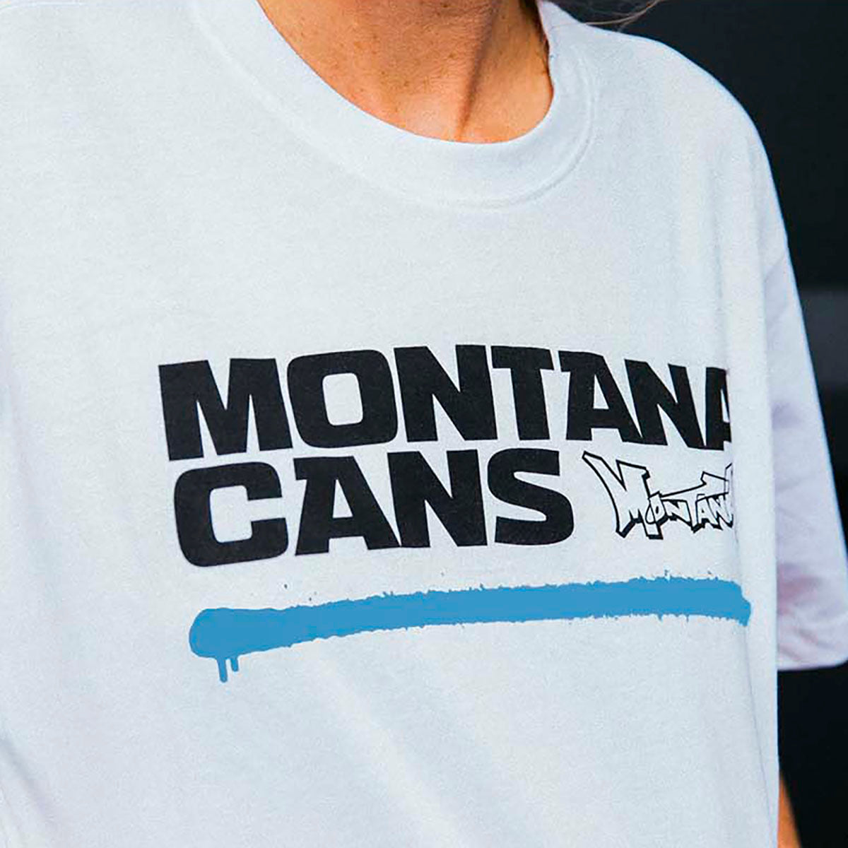 Montana Cans Typo Logo Underline T-Shirt White Blue - image 2